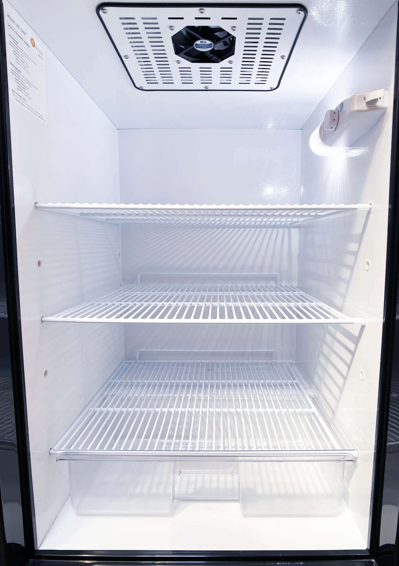 SunStar Solar / DC Refrigerator 16CU ST-16RF (BLACK) – by SunStar | Available at Cabin Depot USA